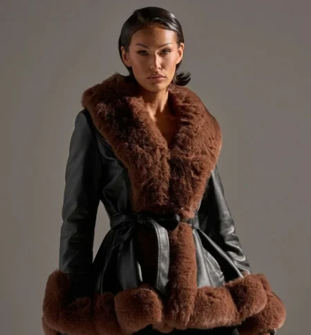 جاكيت الفرو البيبلوم يسيطر على صيحات الموضة الشتوية – أخبار السعودية