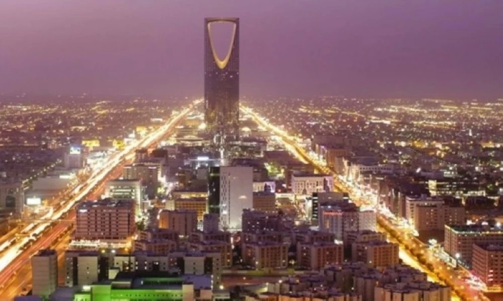 «الموارد البشرية»: فحوصات طبية دورية للعاملين في المهن الخطرة – أخبار السعودية