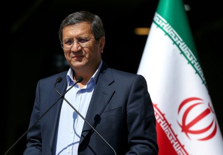 استقالة محافظ المركزي الإيراني وهمتي بديلا