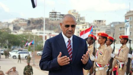 غارات على الضالع واختفاء الزبيدي.. تطورات اليمن في 4 أسئلة