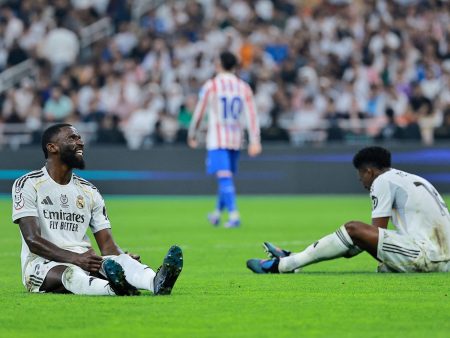 الإصابات تعصف بريال مدريد قبل مواجهة برشلونة بنهائي السوبر الإسباني