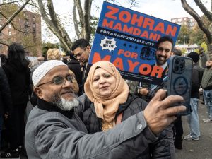 واشنطن بوست: المسلمون قوة سياسية وديمغرافية صاعدة في نيويورك ممداني