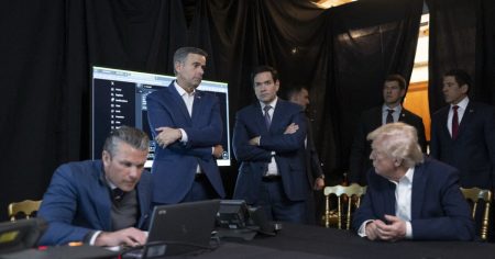 ماذا قصد ترامب بـ”سنُدير فنزويلا في الوقت الحالي”؟