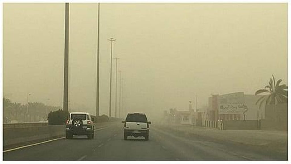 طقس المملكة الإثنين.. رياح مثيرة للأتربة وانعدام في الرؤية الأفقية وأمطار خفيفة على عدة مناطق