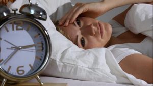 دراسة واسعة تكشف علاقة مقلقة بين السهر وصحة القلب