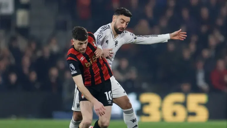 مانشستر يونايتد يتعادل أمام بورنموث ليحرم من نقطتين ثمينتين