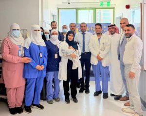 بعد 7 أشهر من العناية المركزة.. تجمع الأحساء الصحي يسجّل إنجازًا طبيًا بإنقاذ حياة طفل خديج بعد رحلة علاج معقدة