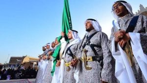 مدرب إتيكيت غرس الهوية أساس تعليم العرضة قبل حمل السيف