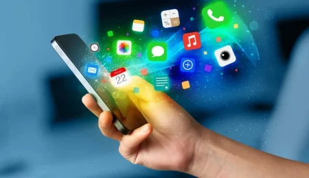 لماذا تستثمر الشركات الكبرى في تطبيقات الهواتف المخصصة؟