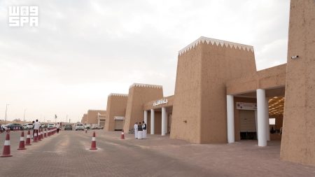 جادة الخبراء بالقصيم تقود انتعاش الاقتصاد والسياحة بموقع استراتيجي